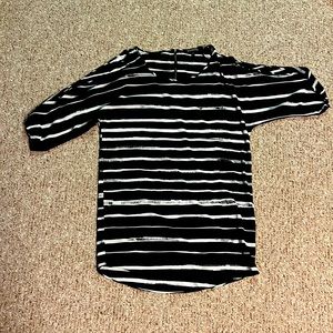 Express slitted sleeve dress